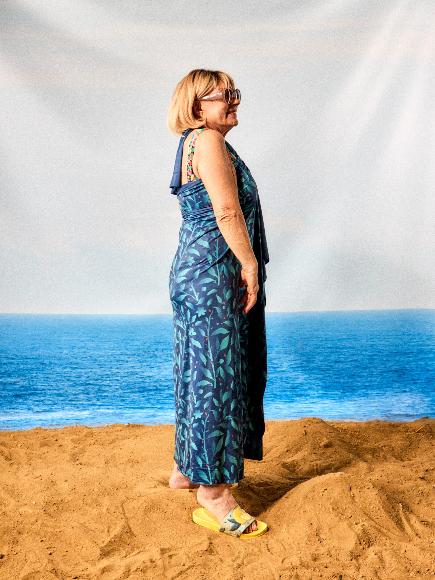 Vrolijke strandsarong Turquoise bloemen - Image 2