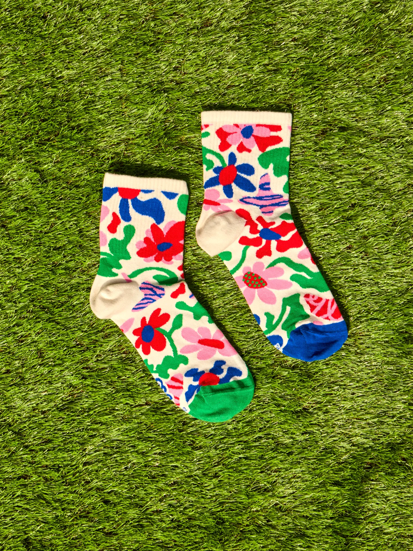 Vrolijke crewsokken Gekke bloemen - Image 2