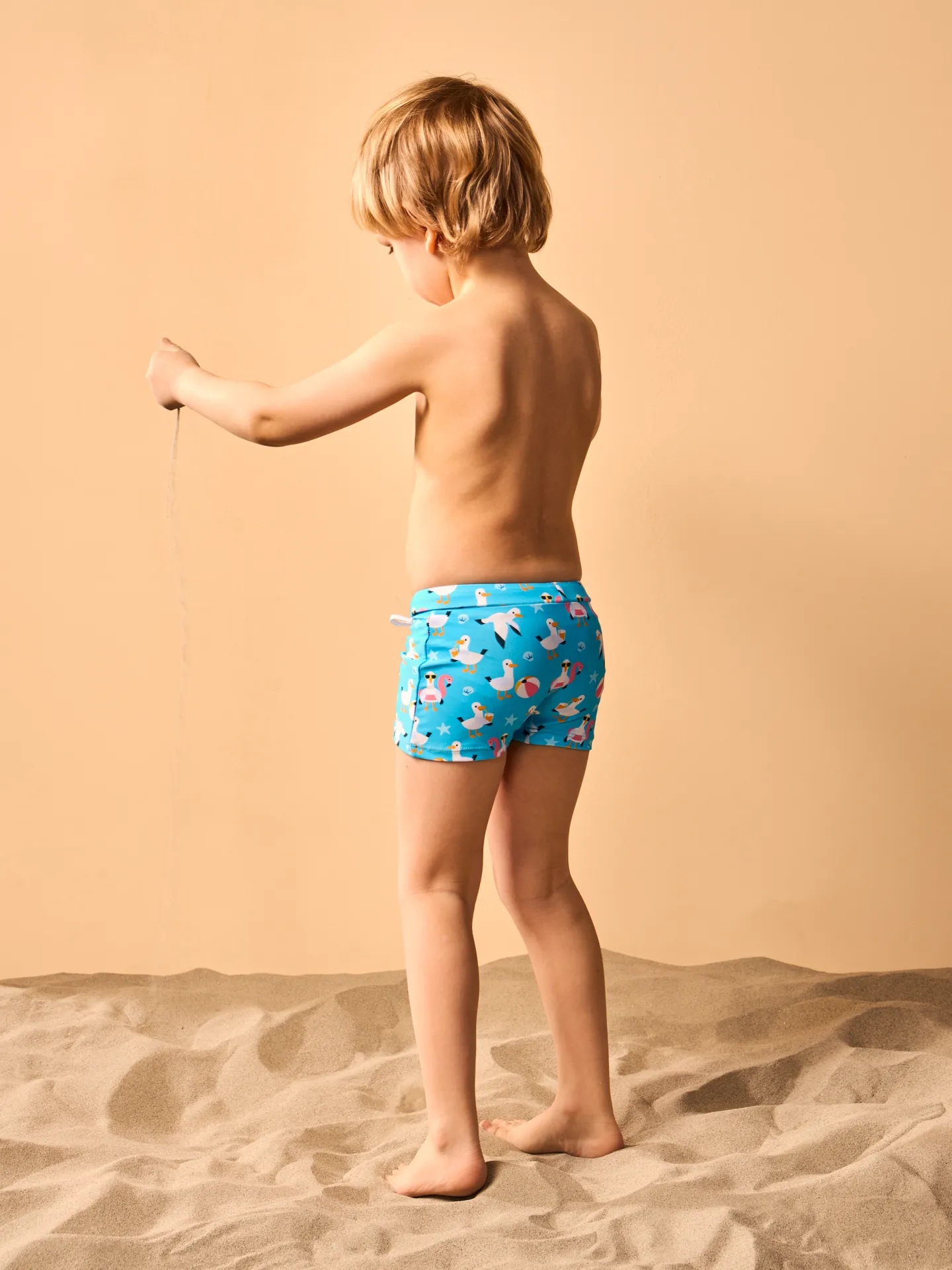Vrolijk elastisch zwemshort voor kinderen Zeemeeuw op vakantie - Image 4
