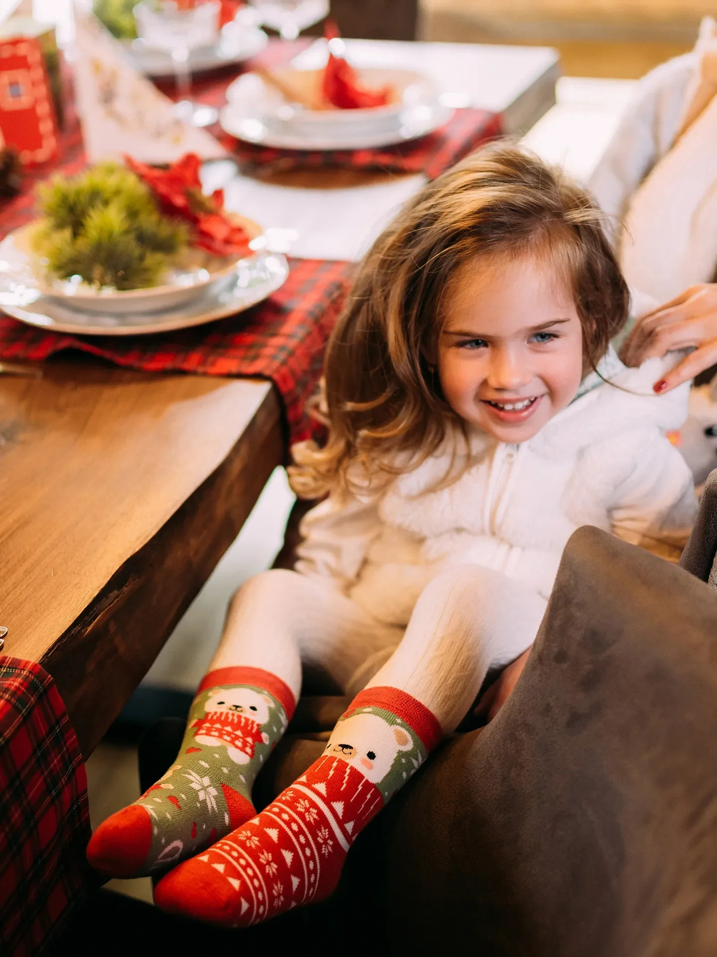 Vrolijke warme kindersokken Beer met een sjaal - Image 3