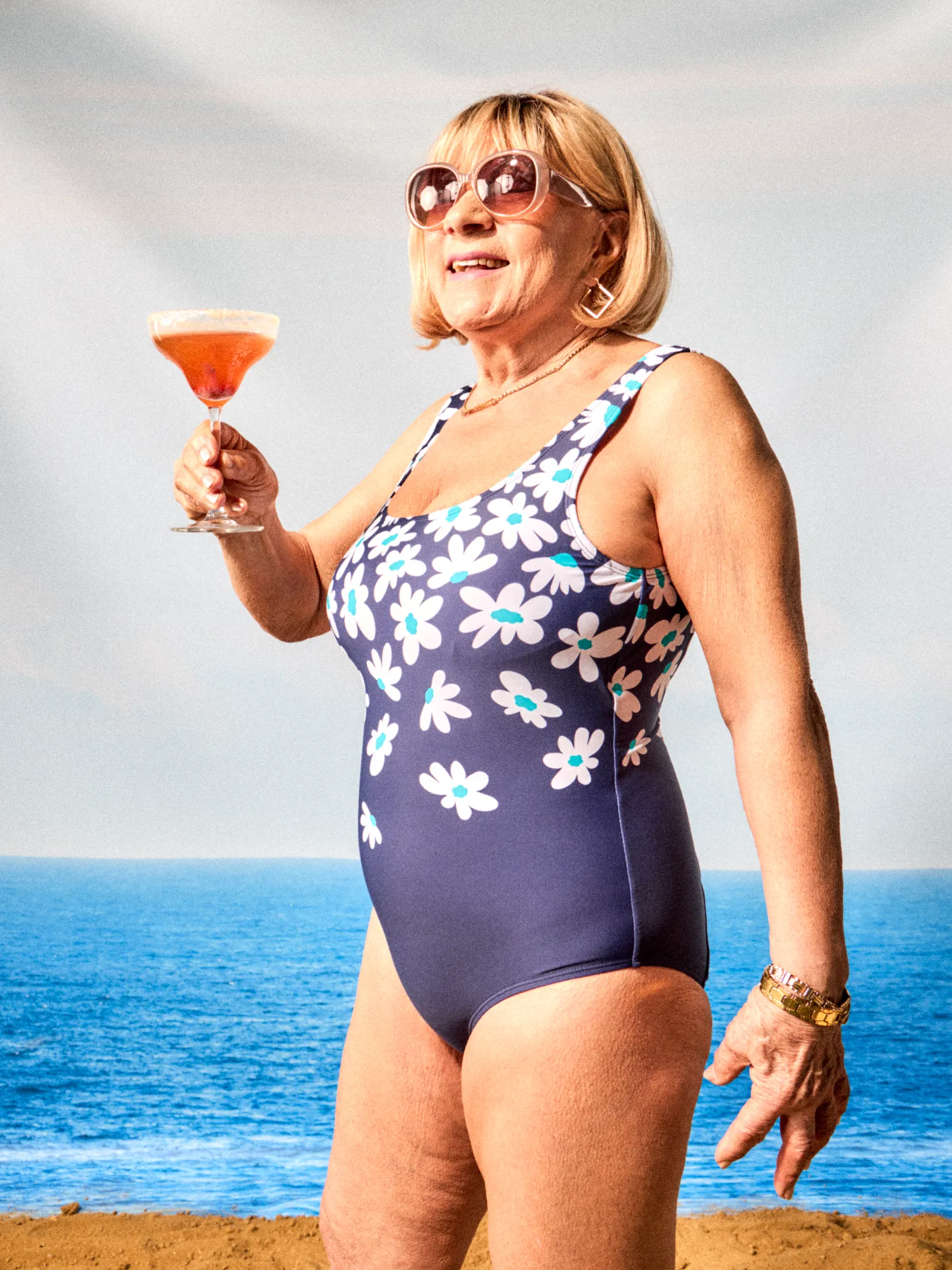 Vrolijk badpak voor dames Blauwe madeliefjes - Image 3