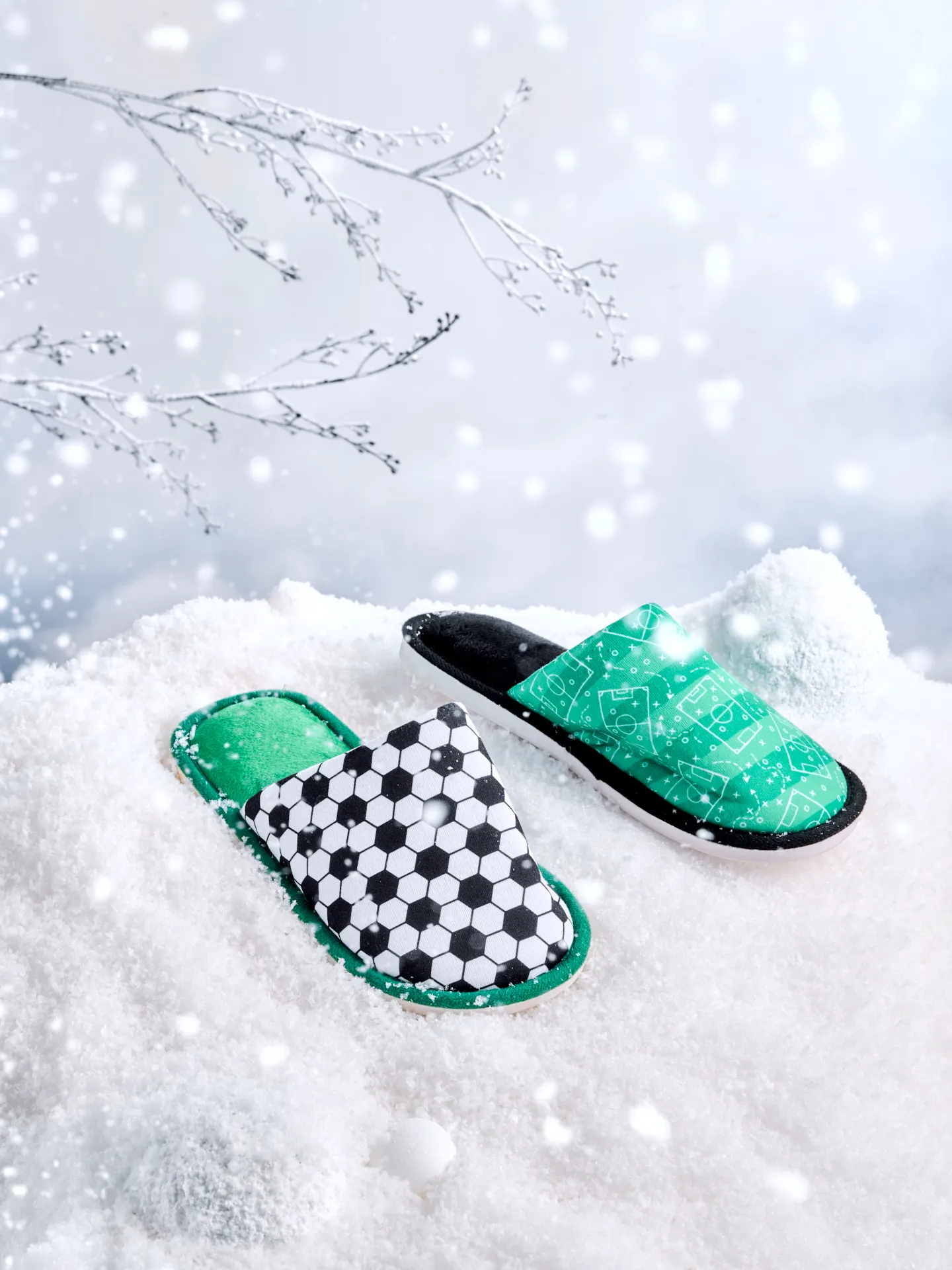 Vrolijke slippers Voetbalveld - Image 6