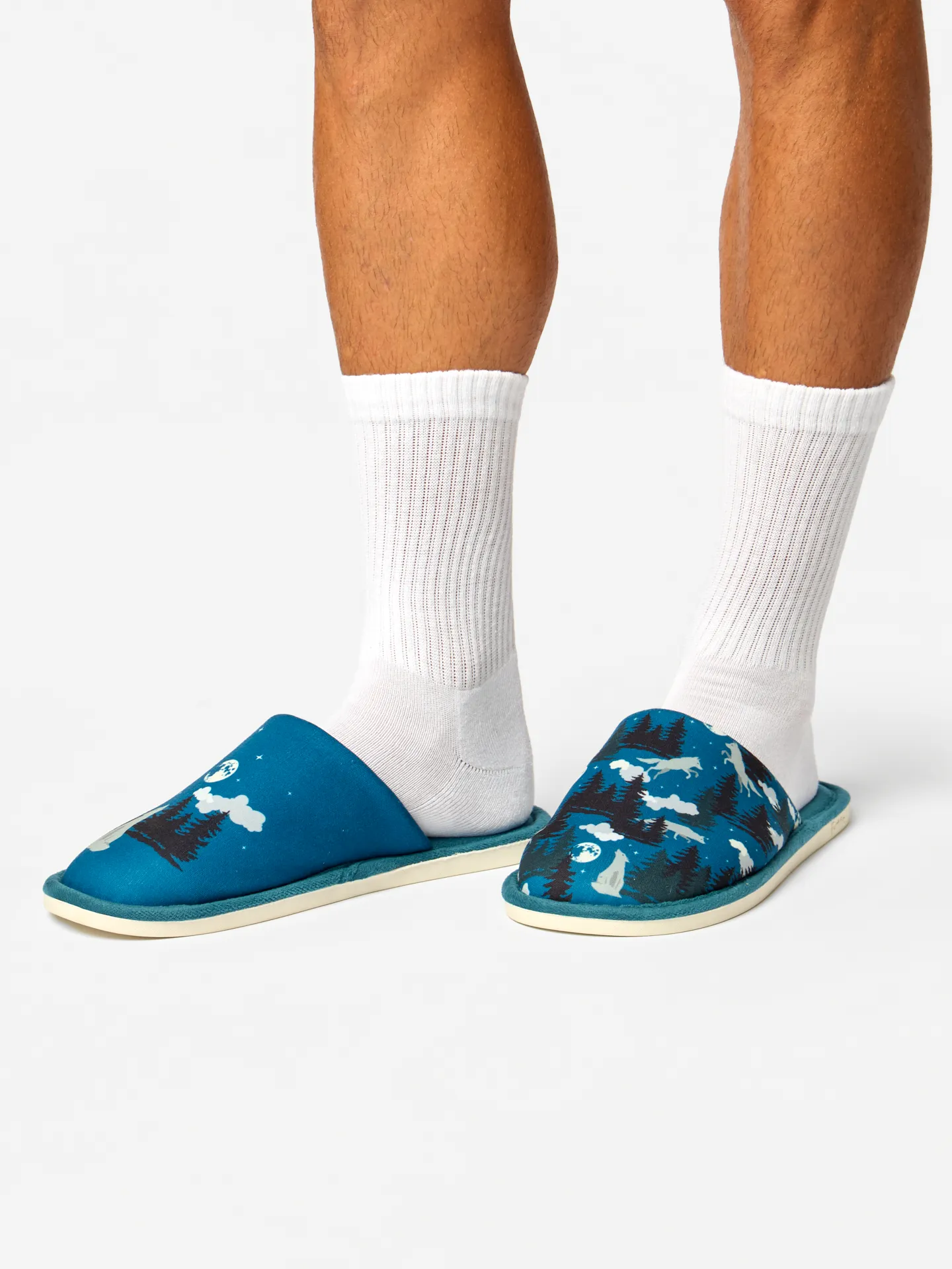 Vrolijke slippers Wolf en maan - Image 4