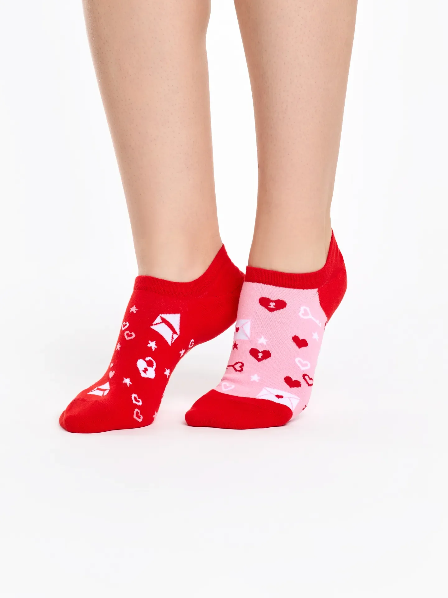 Vrolijke sneakersokken Love letters - Image 2